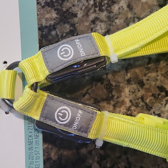 LED Rechargeable Dog Harness Light up Boots and Barkley Size MEDIUM NEW w tags - Picture 5 of 8